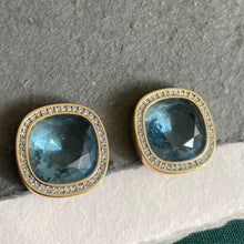 Load image into Gallery viewer, Estate Vintage SAL Signed Daniel Swarovski Crystal Clip-on Earrings