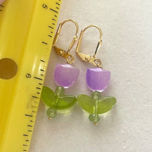 Load image into Gallery viewer, Purple Tulip Earrings, peridot