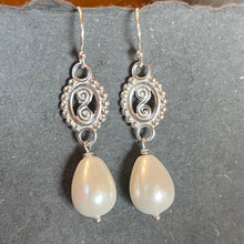 Load image into Gallery viewer, Medallion and Teardrop Pearl Dangles