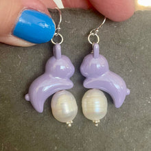 Load image into Gallery viewer, Ms. Bun Bun Bunny and Pearl Earrings