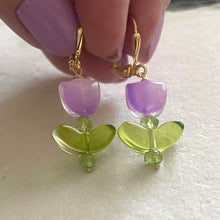 Load image into Gallery viewer, Purple Tulip Earrings, peridot