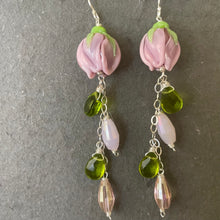 Load image into Gallery viewer, Lavender Pink Flower European Lampwork Cascade Earrings