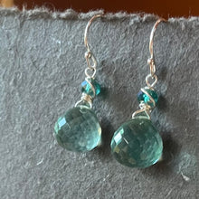 Load image into Gallery viewer, Fluorite Green Quartz Onion Dangle Earrings