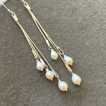 Load image into Gallery viewer, Dripping with Petite Baroque Pearls Tassel Earrings
