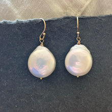 Load image into Gallery viewer, Freshwater Pearl Earrings 51323a