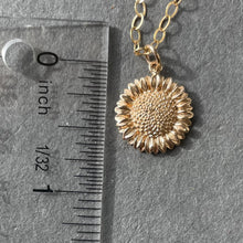 Load image into Gallery viewer, Sunflower Necklace