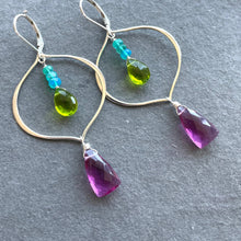 Load image into Gallery viewer, A Summer Vibe Hoop Earrings