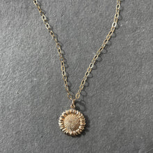 Load image into Gallery viewer, Sunflower Necklace