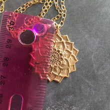 Load image into Gallery viewer, Mandala Necklace with Seafoam Fire Opal