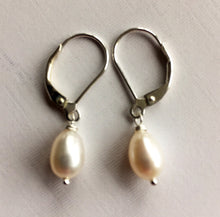 Load image into Gallery viewer, Freshwater Pearl Dangles, Metal Choices