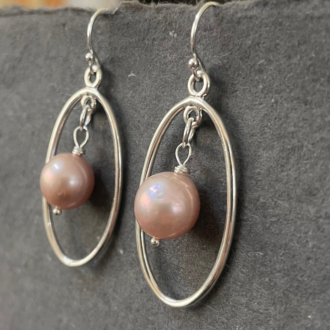 Mauve-y Pink Edison Pearl Oval Hoop Earrings, OOAK