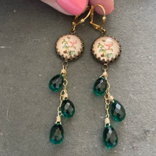 Load image into Gallery viewer, Emerald Green Floral Vintage Look Cascade Earrings