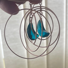 Load image into Gallery viewer, Rose Gold Rotating Moon Hoop