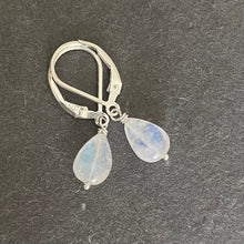 Load image into Gallery viewer, Rainbow Moonstone Single Earrings
