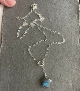 Star Labradorite Y Necklace