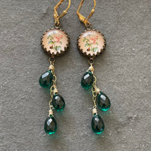 Load image into Gallery viewer, Emerald Green Floral Vintage Look Cascade Earrings
