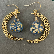 Load image into Gallery viewer, Crescent Moon Gold Vermeil Earrings