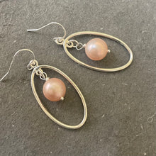 Load image into Gallery viewer, Mauve-y Pink Edison Pearl Oval Hoop Earrings, OOAK