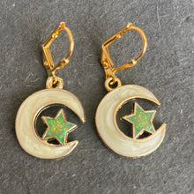 Load image into Gallery viewer, Fun Moon and Star Earrings