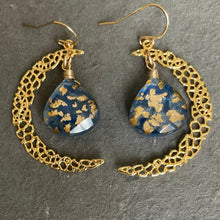 Load image into Gallery viewer, Crescent Moon Gold Vermeil Earrings