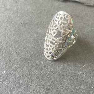 Vintage Sterling Silver Flower ring, sz. 8.5 Estate Jewelry