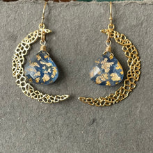 Load image into Gallery viewer, Crescent Moon Gold Vermeil Earrings