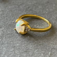 Load image into Gallery viewer, Opal Look Fun ring, size 7, gold