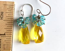 Load image into Gallery viewer, Blueberry Lemonade Pyramid Cluster Earrings