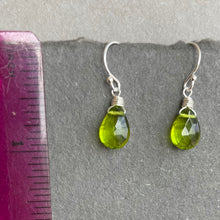 Load image into Gallery viewer, Peridot Green Dangles