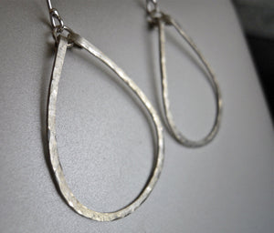 Kristiana Hammered Hoop Earrings in Sterling Size: Small